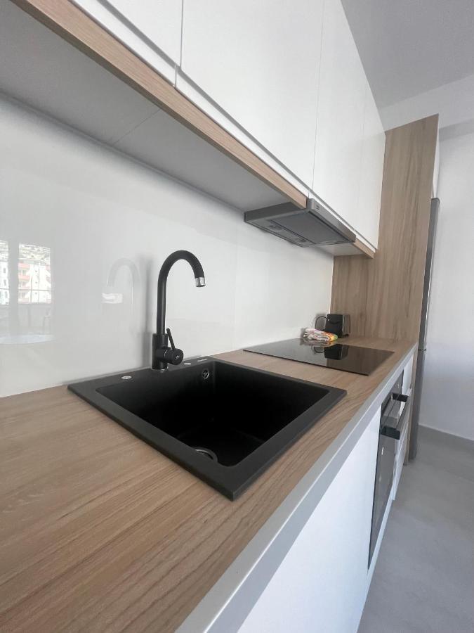 Azura Saranda Terraces Apt المظهر الخارجي الصورة