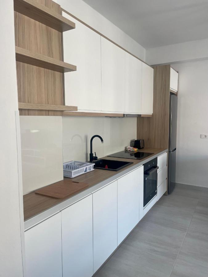Azura Saranda Terraces Apt المظهر الخارجي الصورة